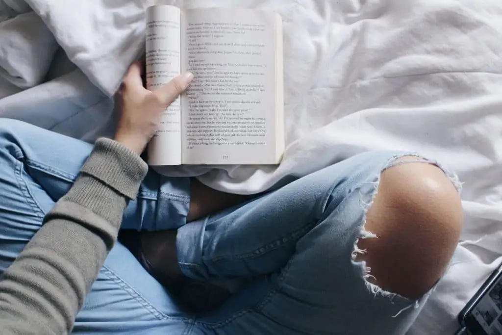 When you are reading books and articles during your free time, pay attention to the grammar.