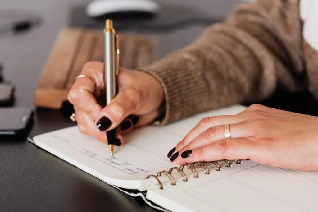 How to Start a Descriptive Essay Introduction