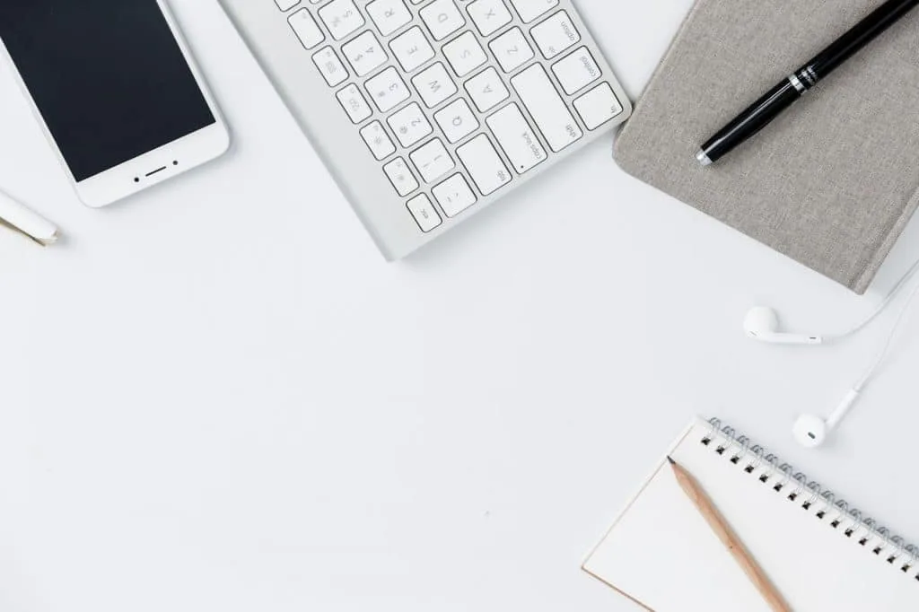 139 Examples of Good Persuasive Speech Topics