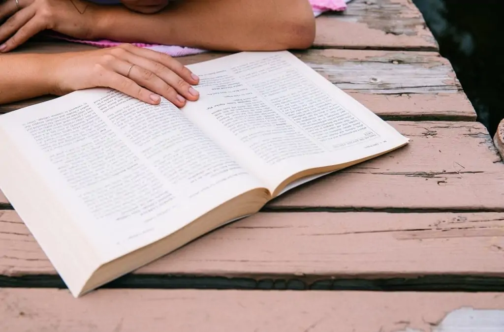How Do You Skim a Textbook?