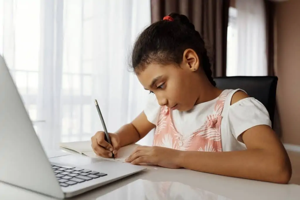 What are Highly Effective Study Habits to Maintain?